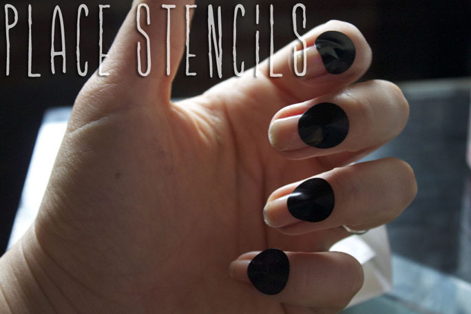 Half_moon_stencils_on