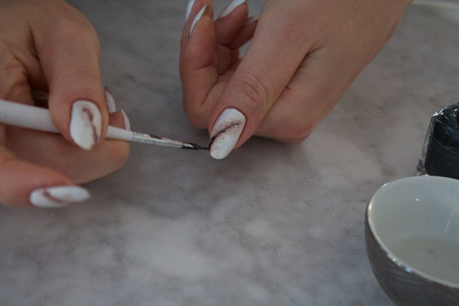 rose_gold_marble_nails_10